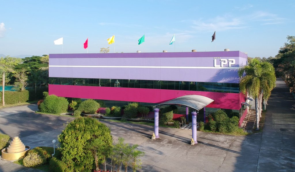 จาก Accounting Software สู่ระบบ ERP ที่แท้จริง เส้นทางการเปลี่ยนผ่านสู่ดิจิทัลของ Lamphun Plastpack